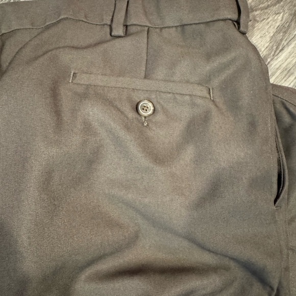3/$15 🤗 Haggard Men's brown/olive color Pants. Comfortable and easy wear. Sz 40 - Picture 6 of 6